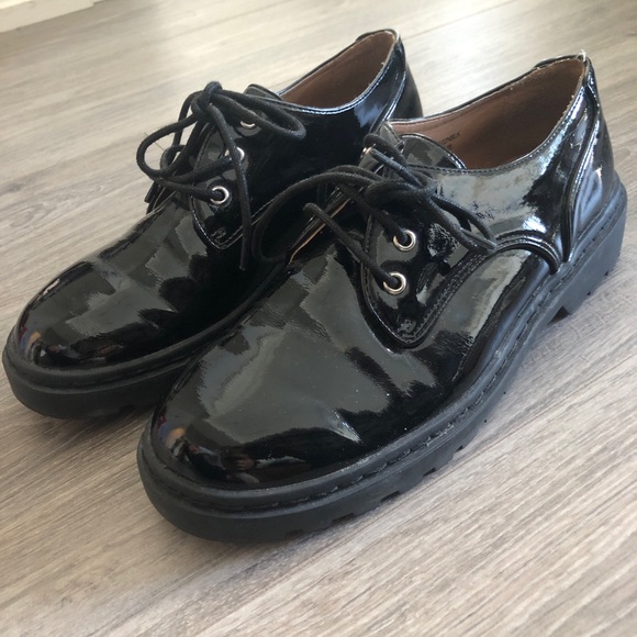 TopShop Chunky Patent Leather Loafers - Picture 4 of 12